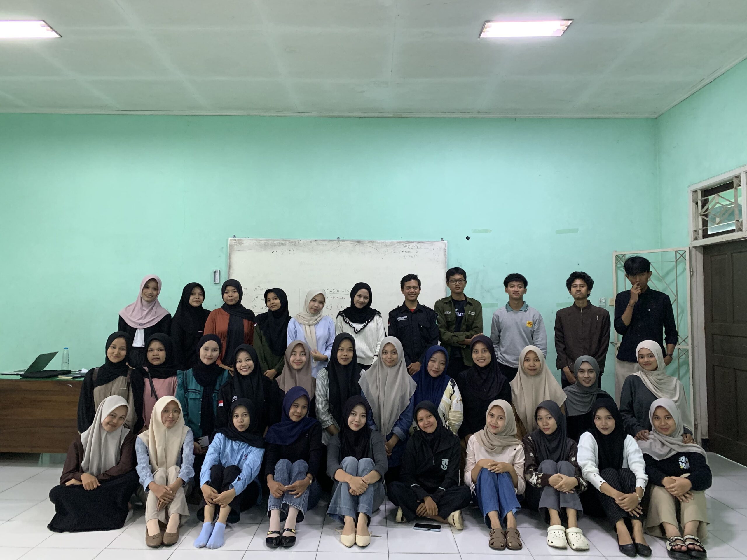 Kolaborasi Aljabar X Pawon Ilmu Siapkan Mahasiswa Hadapi UTS
